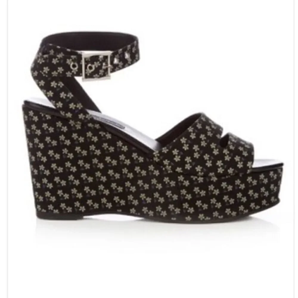 NEWBARK Sandal Platform Daisy Print 90’s Shoes